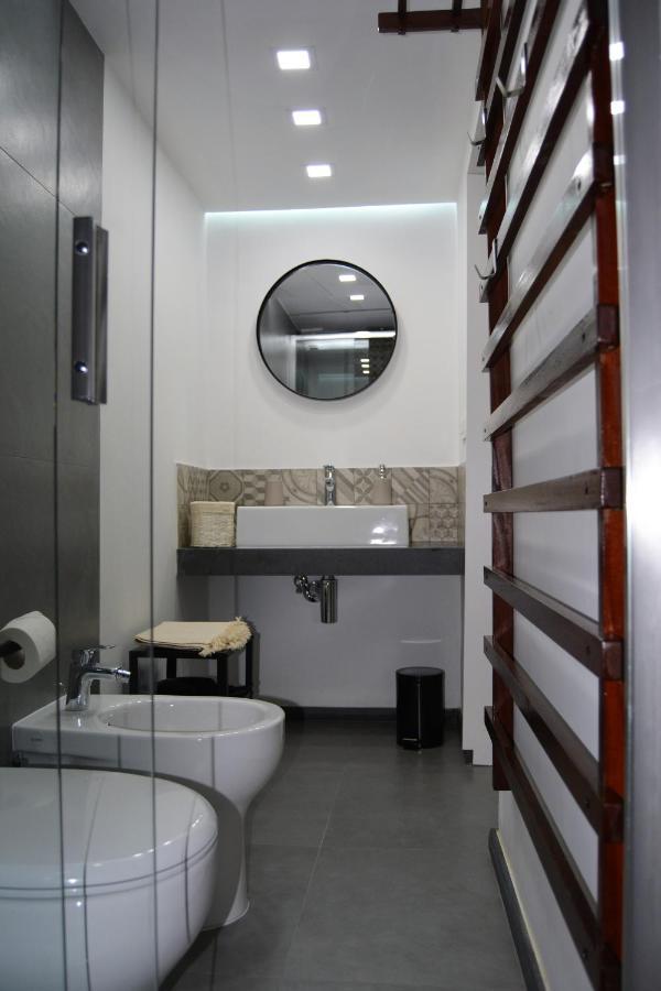 Dock33 - Comfort Loft In Catania Center Экстерьер фото